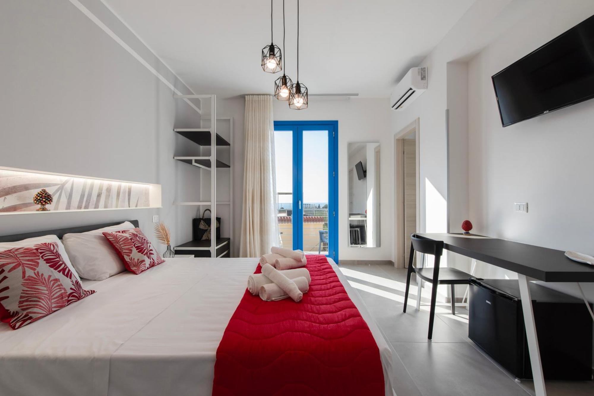 Bed And Breakfast Da Francesca 卡斯泰卢佐 外观 照片